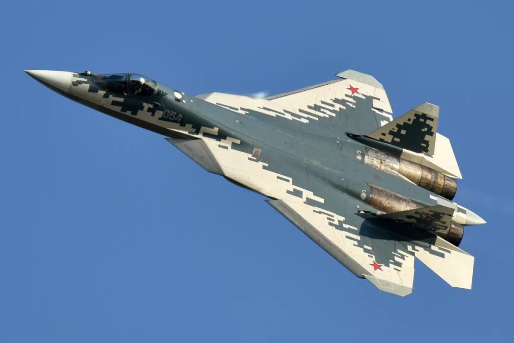 «Su-57 και Su-35 είναι τα πιο περιζήτητα για εξαγωγές μαχητικά» λένε οι Ρώσοι