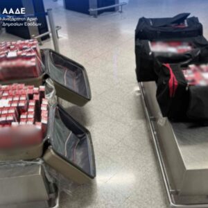 «Κολοσσιαία» επιχείρηση της ΑΑΔΕ στο «Ελ.Βενιζέλος» – Κατασχέθηκαν σχεδόν 415.000 λαθραία τσιγάρα (φωτογραφίες)