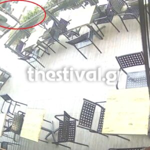 Θεσ/νίκη – Τα πρώτα λόγια της 24χρονης που παρασύρθηκε: «Το λεωφορείο ερχόταν γρήγορα και δεν πρόλαβα να αντιδράσω»