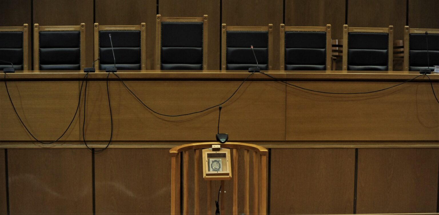Στη φυλακή και όχι στο φρενοκομείο του Βόλου ο 53χρονος που προσπάθησε να βγάλει τα μάτια του αδερφού του