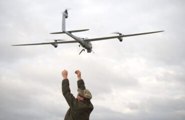 Ρωσικά drone χτύπησαν δύο σκάφη του ουκρανικού ναυτικού (βίντεο)