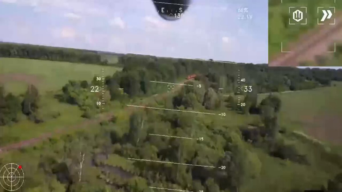 Ρωσία: Ουκρανικό drone έπληξε τρένο που ταξίδευε προς την Κριμαία (βίντεο)