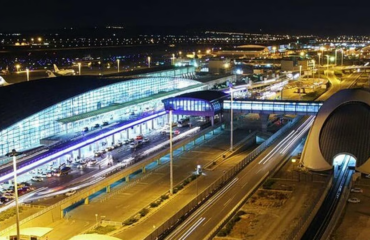 Ιράν: Άρχισαν ξανά οι πτήσεις στο διεθνές αεροδρόμιο «Ιμάμης Χομεϊνί» της Τεχεράνης