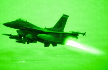 CENTCOM: «Ολοκληρώθηκαν τα πλήγματα των ΗΠΑ κατά ιρανικών στόχων μετά την κατάρριψη του αμερικανικού Apache»