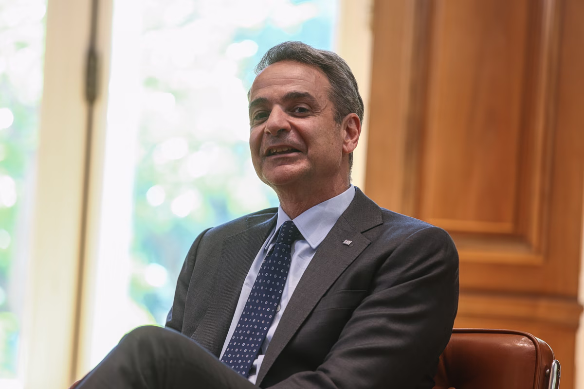 Κ.Μητσοτάκης: Σε εξέλιξη η συνέντευξη του πρωθυπουργού στο «Ενώπιος Ενωπίω» και τον Ν.Χατζηνικολάου (live)