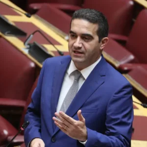 Επίθεση από ΠΑΣΟΚ (Μ.Κατρίνης) σε Ν.Δένδια για «αδιαφανείς πρακτικές» στα εξοπλιστικά προγράμματα