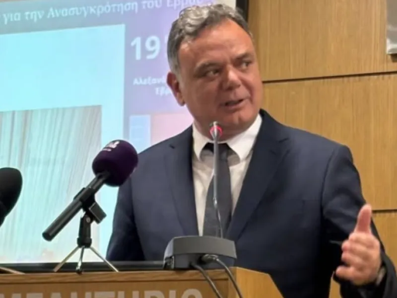 Διδασκάλου: Ισχυρίζεται ότι η παραίτησή του δεν σχετίζεται με το σκάνδαλο  της Πολεοδομίας.