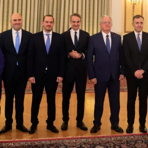 Ορκίστηκαν τα νέα μέλη της κυβέρνησης: Οι αλλαγές μετά τον μίνι ανασχηματισμό