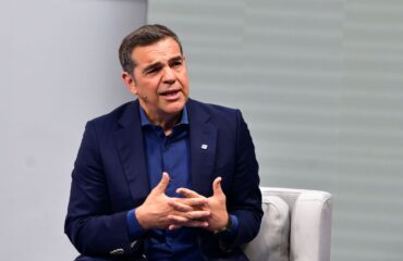 O λόγος που ο Α.Τσίπρας δεν έμαθε ποτέ του καλά αγγλικά… (βίντεο)