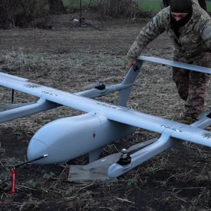 Ρωσικά drones στην Ζαπορίζια προστατεύουν οχήματα με πολίτες από ουκρανικές επιθέσεις (βίντεο)