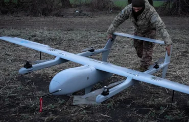 Ρωσικά drones στην Ζαπορίζια προστατεύουν οχήματα με πολίτες από ουκρανικές επιθέσεις (βίντεο)