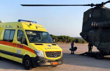 Έκτακτη αεροδιακομιδή 66χρονης που τραυματίστηκε σοβαρά σε τροχαίο στην Εύβοια