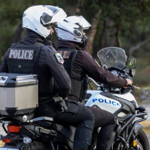 Αλλοδαποί είχαν κάνει επάγγελμα την κλοπή οικοδομικών υλικών & εργαλείων στα νότια Προάστια – Δύο συλλήψεις