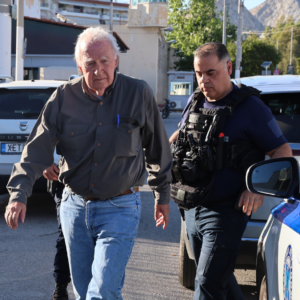 Στα κρατητήρια της ΓΑΔΑ πέρασε το βράδυ ο Αλέξανδρος Γιωτόπουλος: Σήμερα θα οδηγηθεί στον εισαγγελέα