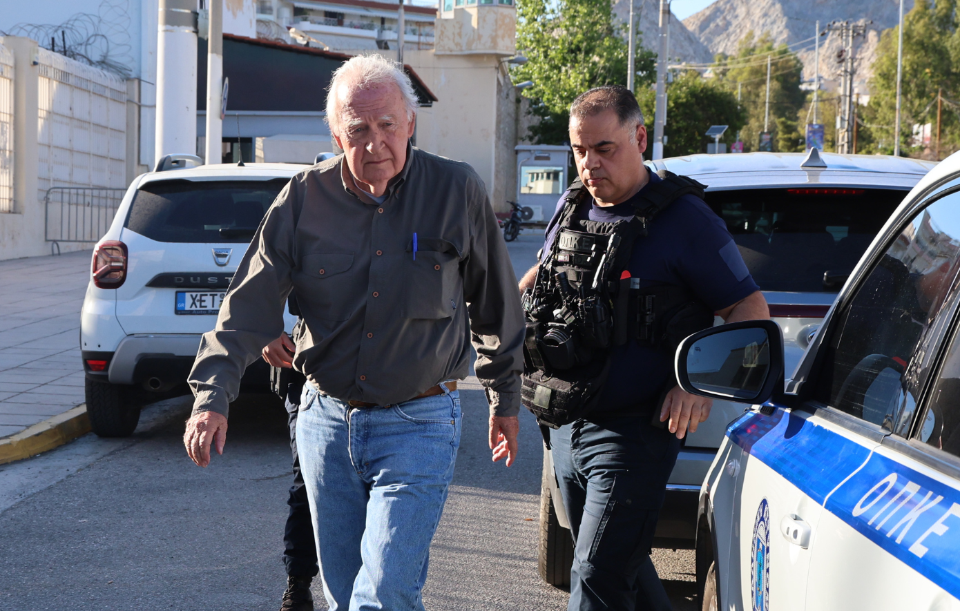 Στα κρατητήρια της ΓΑΔΑ πέρασε το βράδυ ο Αλέξανδρος Γιωτόπουλος: Σήμερα θα οδηγηθεί στον εισαγγελέα