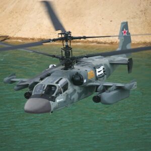 Βίντεο: H στιγμή που ρωσικό ελικόπτερο K-52 καταδιώκει ουκρανικό drone που κατευθύνεται προς τη Μόσχα