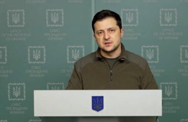 Ο Β.Ζελένσκι απειλεί την Ρωσία: «Αν καεί η Ουκρανία θα καεί και η Μόσχα σας»