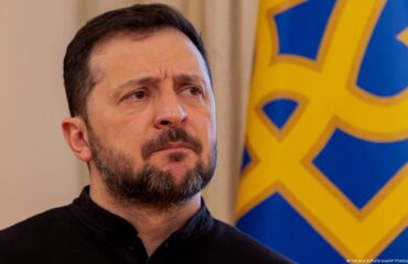 Ο Ζελένσκι απειλεί τον Λουκασένκο: «Πάρε τους αναμεταδότες από τα σύνορα αλλιώς  θα το κάνουμε εμείς»!