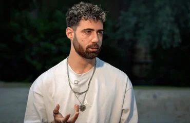 Σοκάρει η μαρτυρία πρώην Ισραηλινού ομήρου για τη μεταχείριση από τη Χαμάς: «Με ανάγκαζαν να γονατίζω & να γαβγίζω»