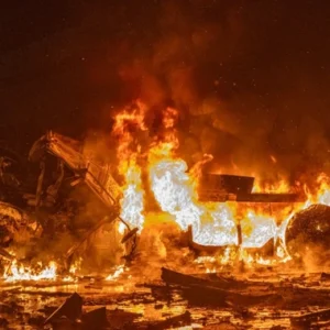 Βίντεο: Η Ρωσία έπληξε αποθήκη οπλισμού στην Νόβα Πόστα