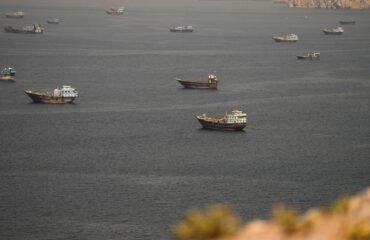 Το Ιράν κλείνει ξανά τα Στενά του Ορμούζ! – Καταγγέλλει παραβίαση της συμφωνίας από ΗΠΑ και Ισραήλ