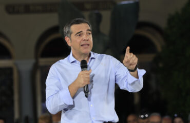 «Σκιώδη κυβέρνηση» θα ανακοινώσει ο Α.Τσίπρας