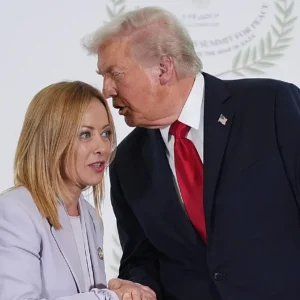 Νέα «πυρά» Ν.Τραμπ σε Μελόνι: «Την καθοριστική στιγμή δεν είναι παρόντες να μας υπερασπιστούν»