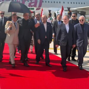 Με F-16 υποδέχθηκε τον Ιρανό πρόεδρο το Πακιστάν