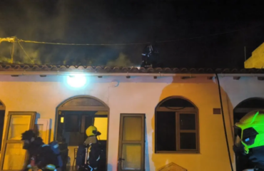 Φωτιά σε εκκλησία στην Κρήτη: Μεγάλες ζημιές στον Άγιο Γεώργιο στις Βασιλειές Ηρακλείου