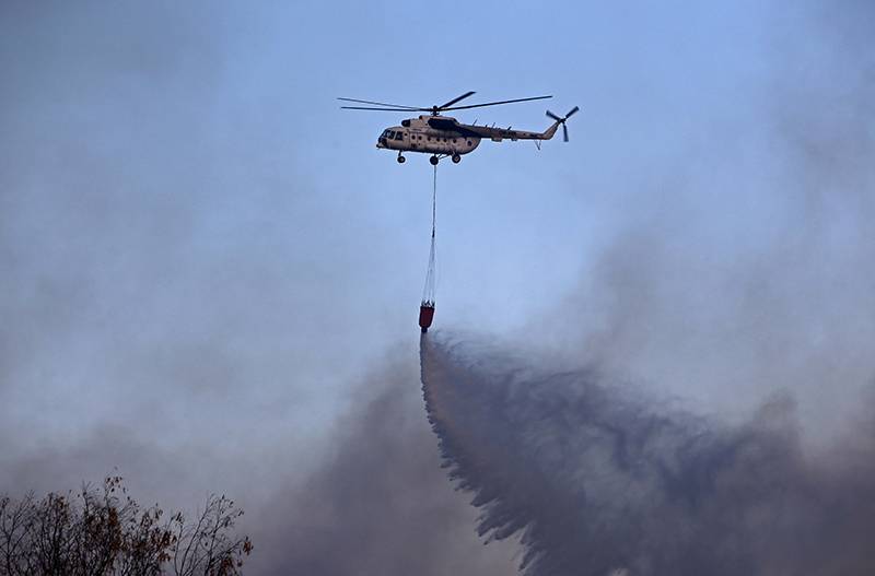 Συναγερμός στα Γρεβενά: Φωτιά σε δυσπρόσιτη περιοχή της «Βάλια Κάλντα»