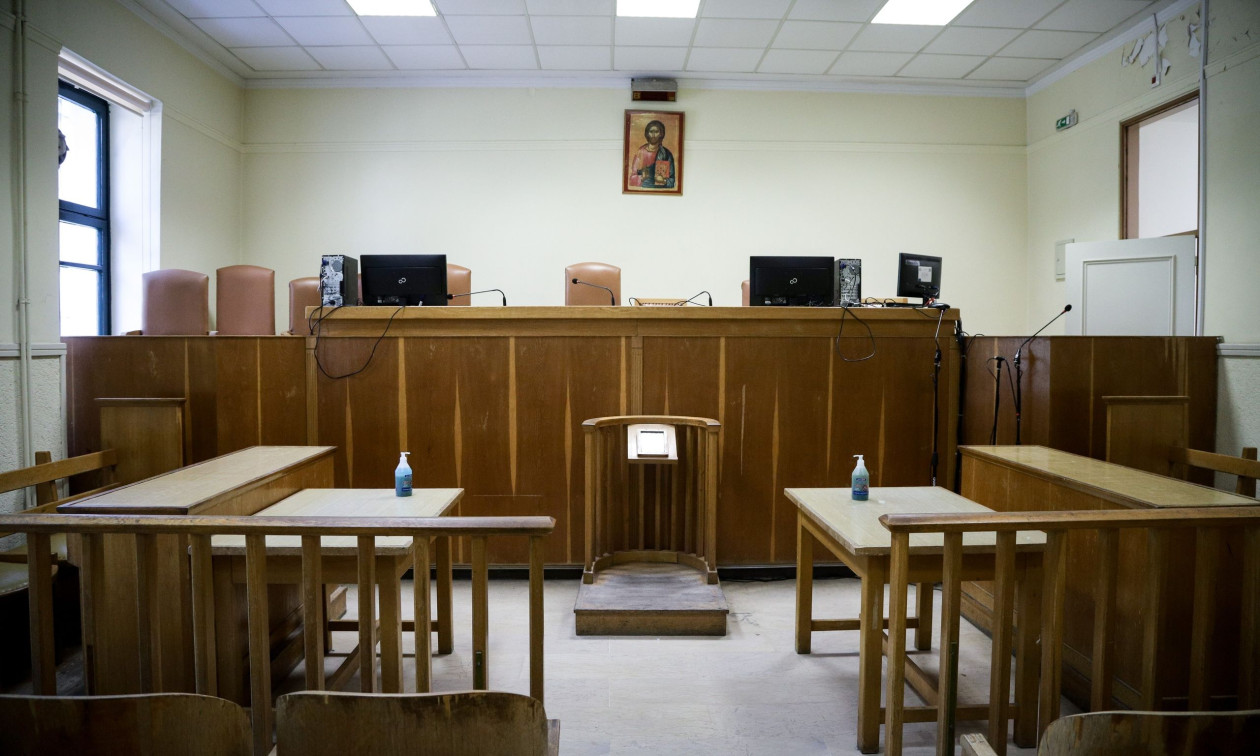 Ηράκλειο: 17,5 χρόνια κάθειρξη στον διευθυντή Γυμνασίου για σεξουαλική κακοποίηση μαθήτριας