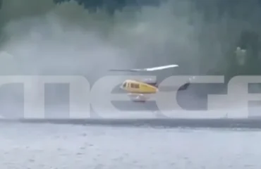 Βίντεο καταγράφει την συντριβή του πυροσβεστικού ελικοπτέρου στο Μέτσοβο – Κολύμπησαν για να σωθούν (βίντεο)