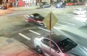 Βίντεο: Αυτοκίνητο παρασύρει και «εκτοξεύει» στον αέρα δύο γυναίκες που περνούσαν διάβαση στο Νιου Τζέρσεϊ