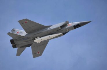 Οι Ουκρανοί δείχνουν το αποτέλεσμα της ρωσικής επίθεσης με τον υπερηχητικό Kinzhal 47-M2 στο Ντνίμπρο (βίντεο)