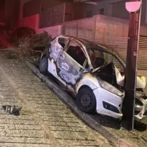 Νέο βίντεο ντοκουμέντο από την πορεία του φλεγόμενου ΙΧ στη Βούλα