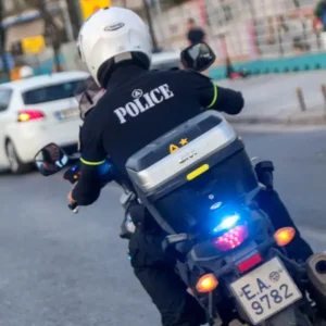 Επιχειρήσεις της ΕΛ.ΑΣ. σε Θεσσαλονίκη και Μύκονο για διακίνηση ναρκωτικών: 17 συλλήψεις