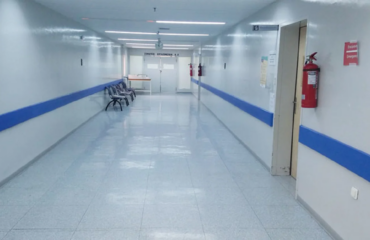 87χρονος επιτέθηκε σε γιατρούς μέσα στο νοσοκομείο Λήμνου – ΠΟΕΔΗΝ: «Κινδύνεψε να σκοτωθεί συνάδελφος»