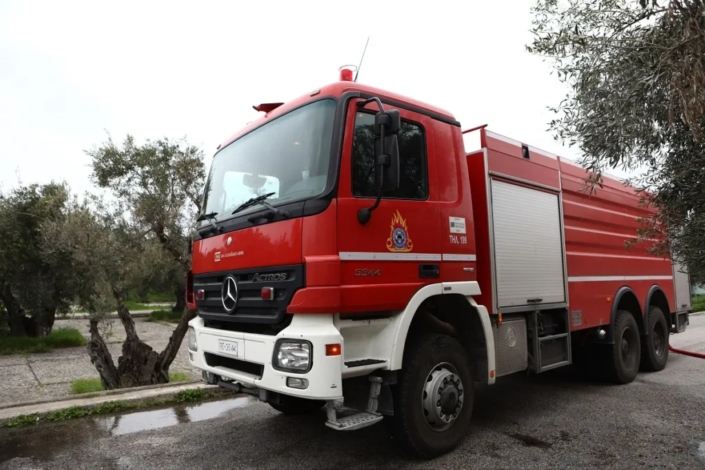 Φωτιά σε αγροτοδασική έκταση στη Λούτσα Ευβοίας – Ισχυρές δυνάμεις στο σημείο