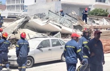 Κατέρρευσε πολυκατοικία στα Πετράλωνα! – Μία εγκλωβισμένη!