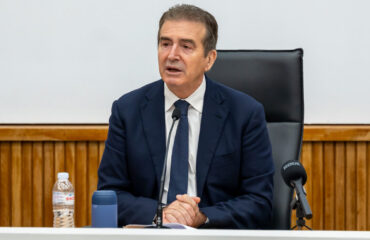 Μ.Χρυσοχοΐδης για επιθέσεις με γκαζάκια στη Θεσ/νίκη: «Γνωστοί ανόητοι & αμετανόητοι που παίζουν με ανθρώπινες ζωές»