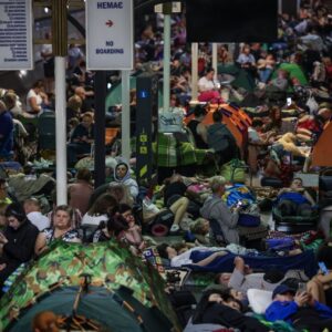 52.500 άνθρωποι, κρύφτηκαν στο μετρό κατά τη διάρκεια της ρωσικής επίθεσης στο Κίεβο!