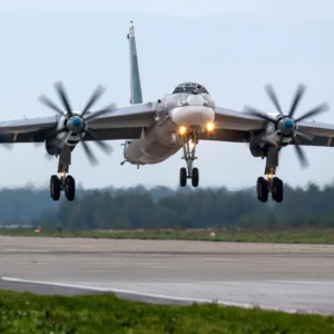 Απογειώθηκαν τα ρωσικά βομβαρδιστικά Tu-95 με κατεύθυνση την Ουκρανία
