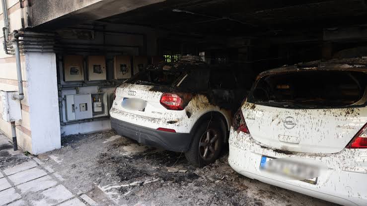 NΔ: Συγκέντρωση έξω από το Ιπποκράτειο Θεσσαλονίκης για τον θάνατο της Β.Νέστορα – «Δεν σας φοβόμαστε»