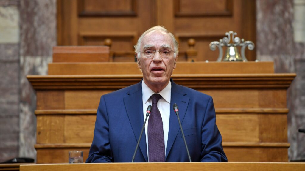 Σήμερα στη Βούλα το τελευταίο «αντίο» στον Βασίλη Λεβέντη
