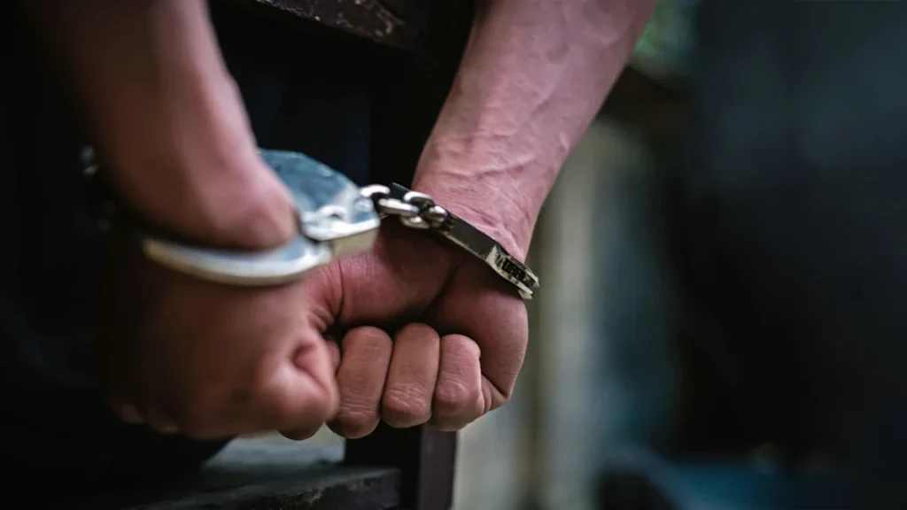 Θεσσαλονίκη: Συνελήφθη ο κεντρικός λιμενάρχης μετά από καταγγελία της συζύγου του για ενδοοικογενειακή βία