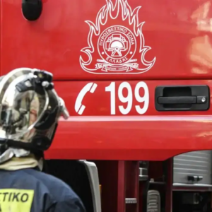 Κατέρρευσε τμήμα μεσοτοιχίας σε υπό κατασκευή πολυκατοικία στο Μαρούσι και έπεσε σε διπλανό σπίτι – Ένας τραυματίας
