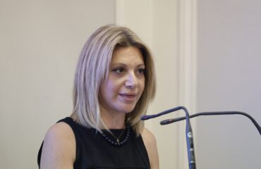 Μ.Καρυστιανού: Ζητά εξηγήσεις από τον πρωθυπουργό για την υπόθεση Θ.Ντόκου – «Επικίνδυνη για την εθνική ασφάλεια»