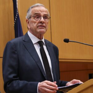 Ο Αντώνης Σαμαράς άνοιξε πάλι τον φάκελο των κυβερνητικών υποκλοπών μέσω Predator
