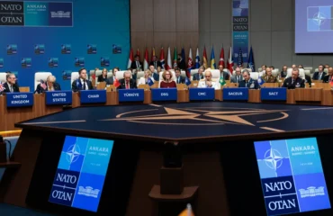 Το ΝΑΤΟ αποφάσισε να δώσει ακόμα 70 δισ.δολάρια στην Ουκρανία ενώ επιβεβαίωσε την Ρωσία ως μακροπρόθεσμη απειλή