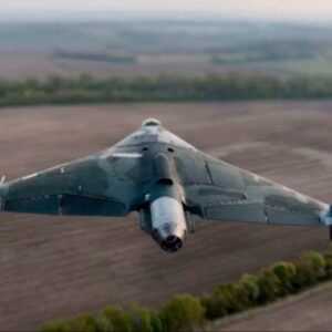 Βίντεο: Ρωσικό drone Geran-4 καταστρέφει ολοσχερώς δύο ουκρανικά φορτηγά που μεταφέρουν μη επανδρωμένα αεροσκάφη